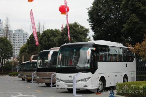 ”安凱美麗中國行“啟動儀式活動中展示的安凱客車 (28).jpg