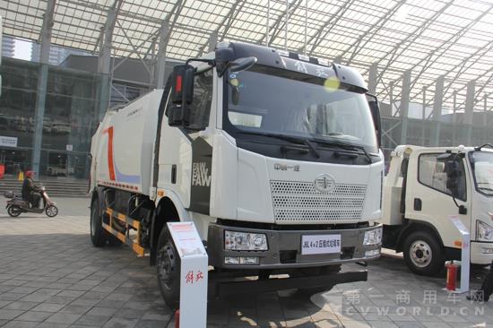 解放J6L 4×2壓縮式垃圾車 (1).jpg