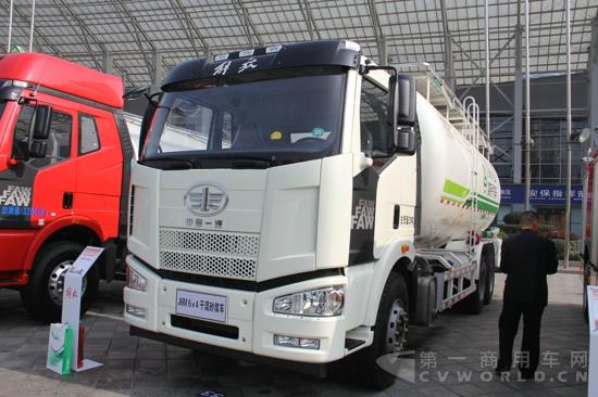 解放J6M 6×4干混砂漿車 (4).jpg