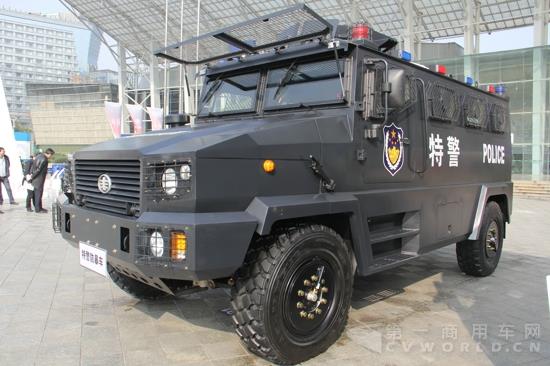一汽解放特警防暴車 (3).jpg