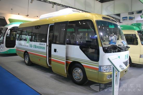 東湖沂星純電動(dòng)商務(wù)旅行車 (3).jpg