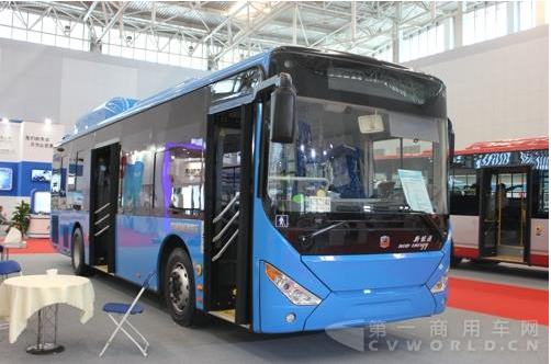 中通LCK6106PHENVQ風(fēng)采插電式混合動力城市客車.png