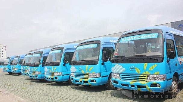 五洲龍客車.jpg
