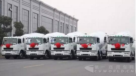 華菱攪拌車.jpg