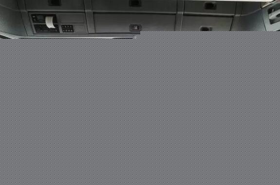徐工HANVAN漢風G700內(nèi)飾2.jpg