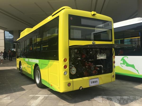 宇通H8LNG氣電動(dòng)力公交IMG_1190.jpg