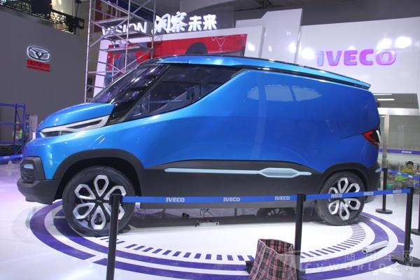 南京依維柯展出的概念車VISION (1).jpg