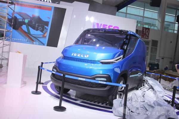 南京依維柯展出的概念車VISION (2).jpg
