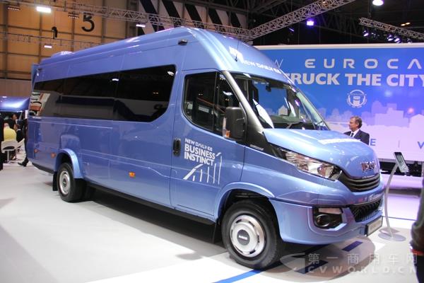 依維柯New Daily Tourys商旅車 (1).jpg