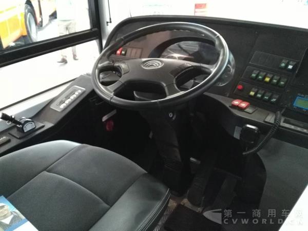 宇通燃料電池車內(nèi)飾22.jpg
