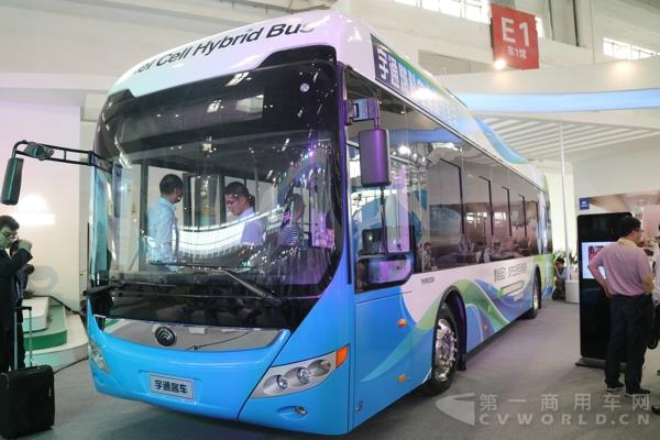 宇通第三代燃料客車.jpg