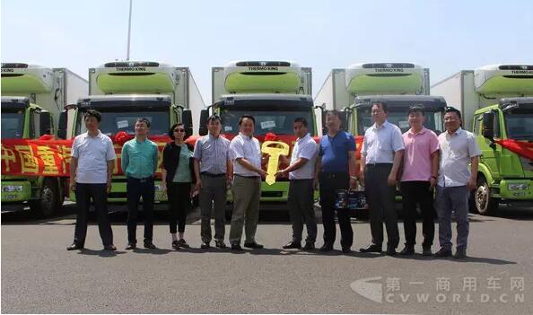 十輛只是開(kāi)始 首批豪瀚冷藏車成功交付3.jpg