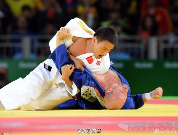61add42ajw1f6pc84a813j20qe0jz78a_副本.jpg