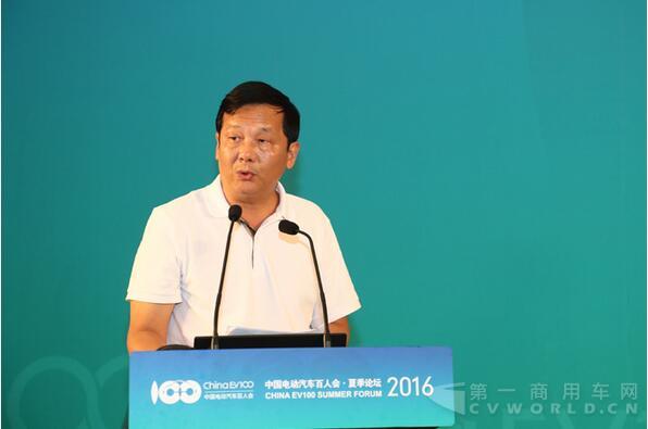 鄭州宇通客車股份有限公司董事長 湯玉祥.jpg