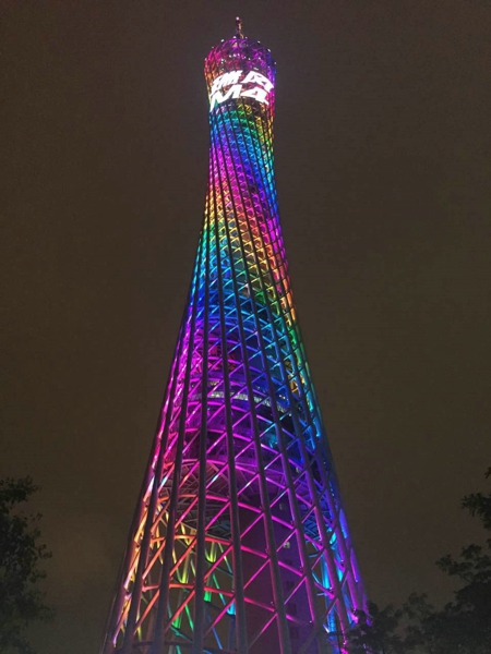 瑞風(fēng)M4上市發(fā)布會在廣州“小蠻腰”隆重舉行.jpg