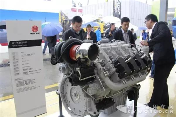 WP17發(fā)動機，國際先進(jìn)大排量，額定功率405-515kW,可配套汽車起重機、軌道車、大件牽引車等.webp.jpg