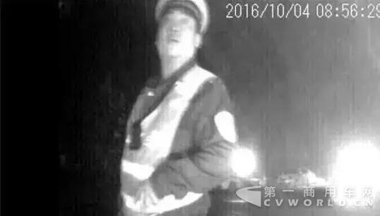 河北廣宗縣交警被曝“收黑錢(qián)”.jpg
