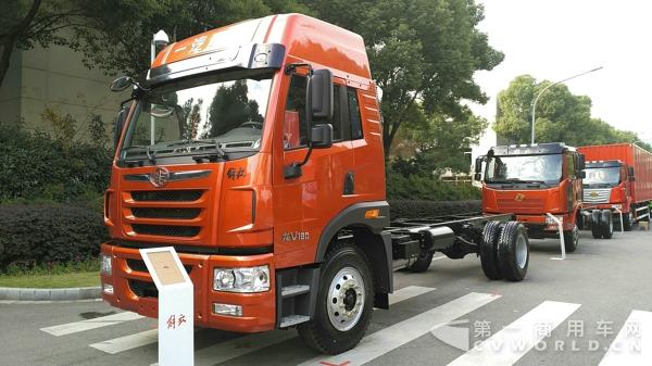 解放龍V 180馬力載貨車.jpg 解放龍V 180馬力載貨車.jpg