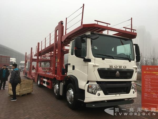 豪沃T5G 6×2 中置軸車輛運輸車 3.jpg
