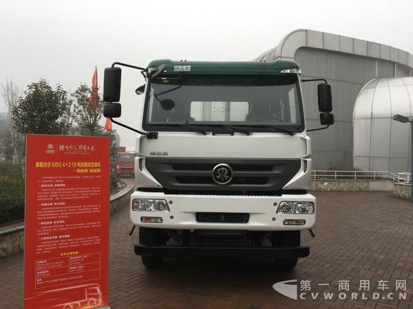 新斯太爾 M5G 4×2 18噸壓縮式垃圾車 2.jpg