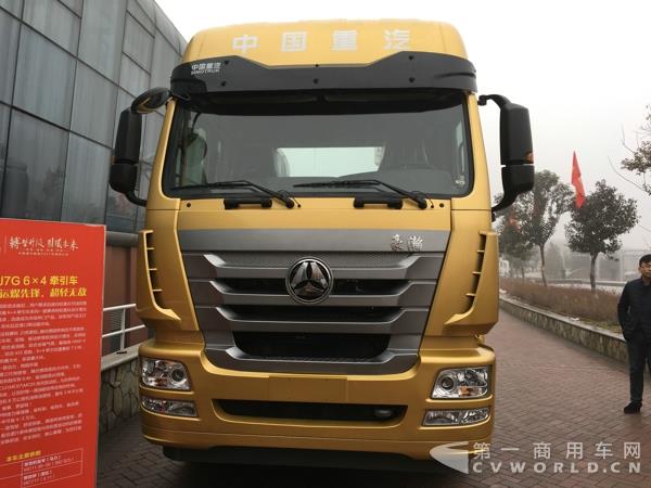 豪瀚J7G 6×4 牽引車 4.jpg