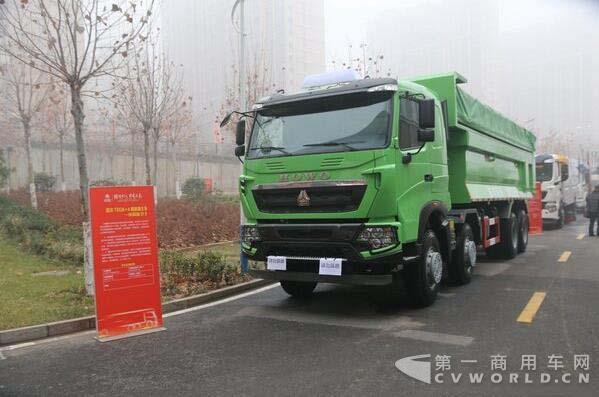 HOWO T6G 380馬力 8×4渣土車(chē).jpg