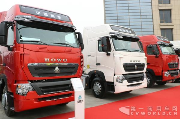 現(xiàn)場展車 (2).jpg