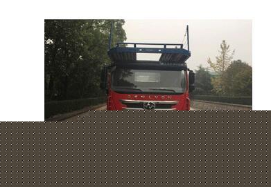 驅(qū)動形式為4X2的紅巖杰獅中置軸轎運車.jpg