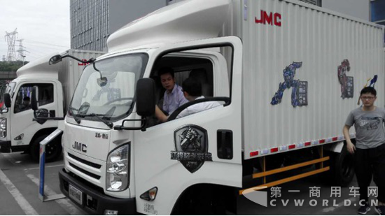 凱運(yùn)升級(jí)版氣剎車型深圳上市 引爆市場(chǎng)關(guān)注1529.png