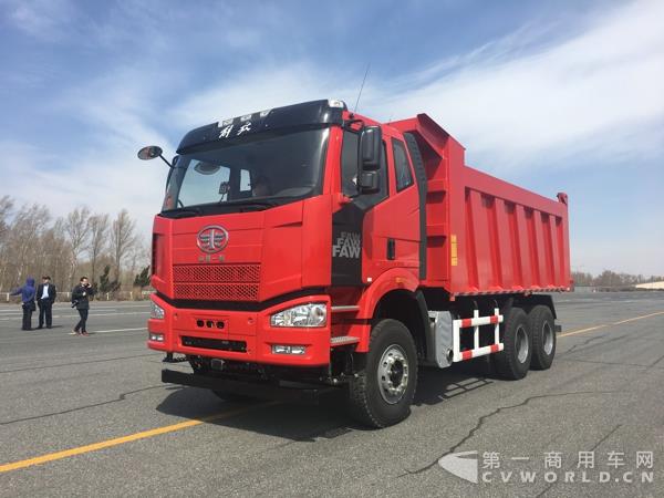 解放J6自卸車.jpg