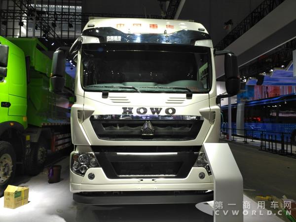 重汽HOWO T5G 4X2載貨車280馬力2.jpg