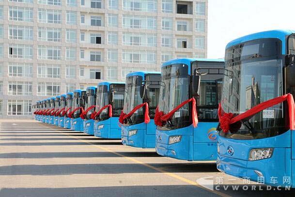 首批50輛 聯孚集團制造新能源公交車批量交付德州2.jpg