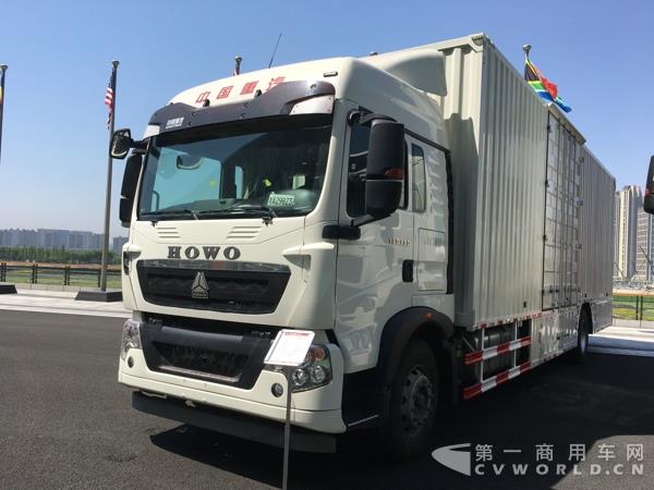 HOWO-T5G 4X2載貨車.jpg