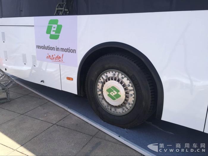 國內(nèi)首輛運用輪轂電機技術(shù)的海格客車6.jpg