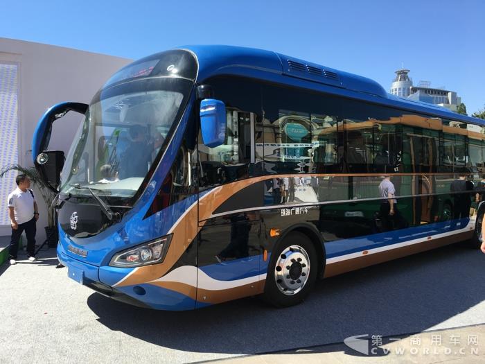 銀隆10.2米純電動廣告車.jpg