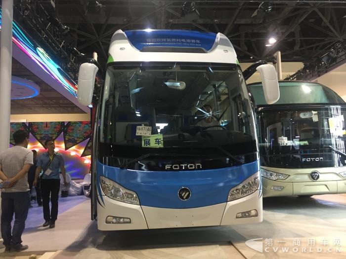 福田BJ6852氫燃料城間客車1.jpg