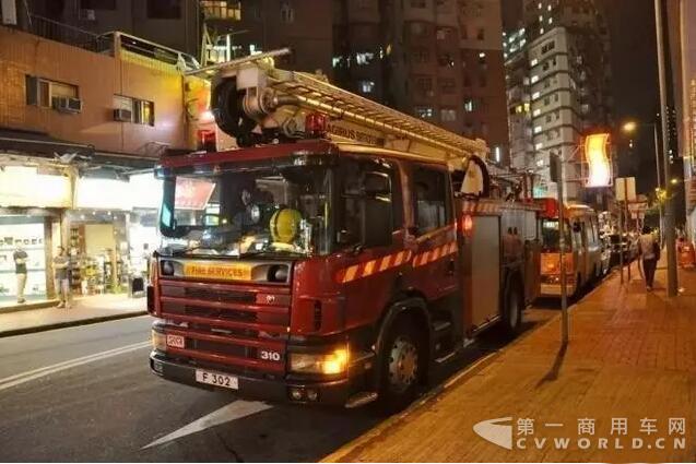 香港卡車2.jpg