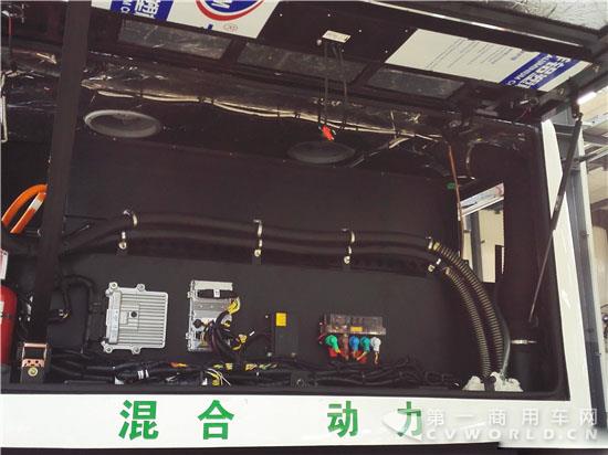 黃海新一代“全鋼車身”新能源產(chǎn)品批量交付用戶2.jpg