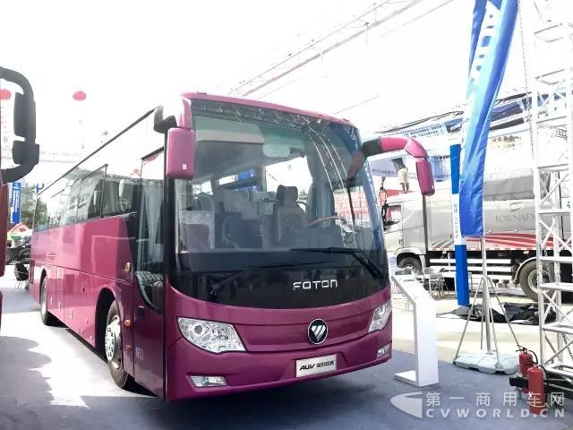 綻放“中國制造”之美 福田汽車攜重點產(chǎn)品亮相“中國—東盟博覽會”2.jpg
