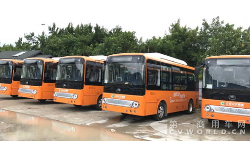 宇通純電動車開進“天涯海角”.png