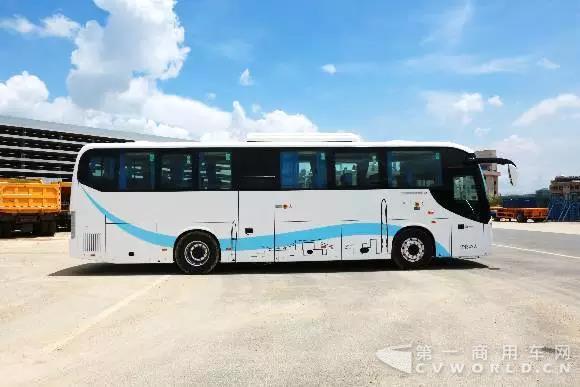 比亞迪K8、C8雙雙榮獲新能源客車“十佳創(chuàng)新車型”獎(jiǎng)4.jpg