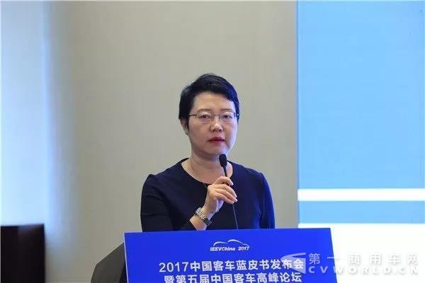 方得網(wǎng)總編輯 姚蔚.jpg
