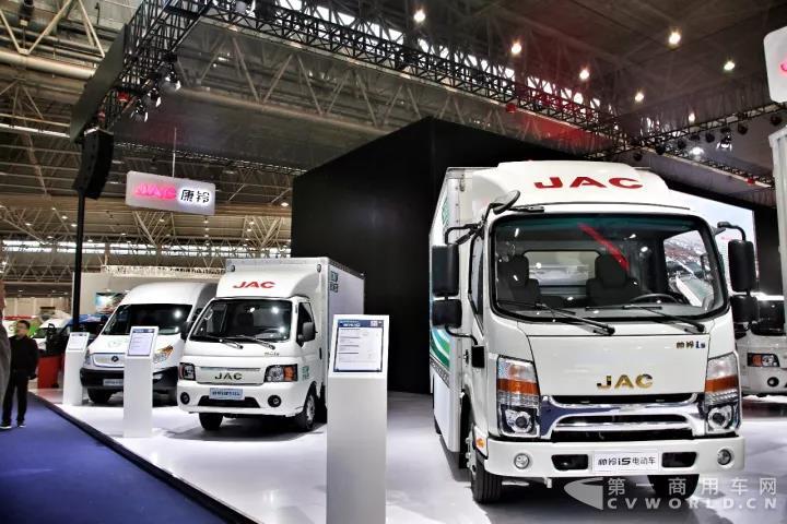 江淮輕型商用車10月銷售近2萬輛2.jpg