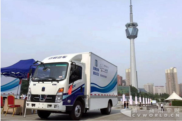 新能源趨勢已定 吉利純電動車交付多臺2.png