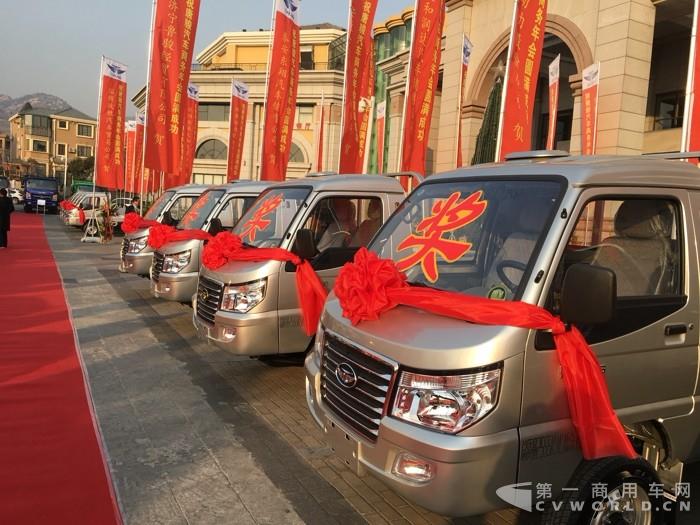 唐駿汽車年會場外展車.jpg (2).jpg