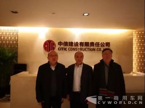 開戰(zhàn)即決戰(zhàn) 中國重汽銷售部2018年實現(xiàn)高質(zhì)量開局4.jpg