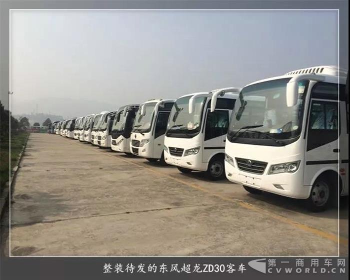 ZD30客車成功實現新疆行1.jpg