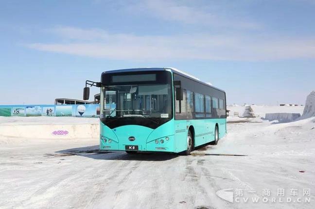 海拉爾上演“冰雪奇緣” 比亞迪K8 “三高”測試完美收官6.jpg