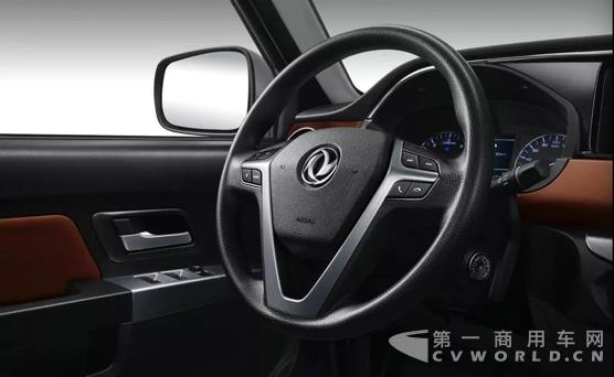 “新時代，新生活” 鄭州日產(chǎn)銳騏2018款全新上市6.jpg