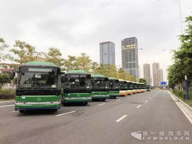 189輛！廣東佛山南海區(qū)迎來最大批量純電動公交.jpg